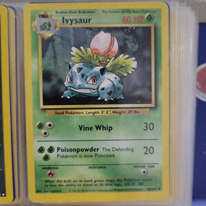 Pokemon Card Ivysaur